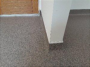 LIGHT AND NEUTRAL FLOORING